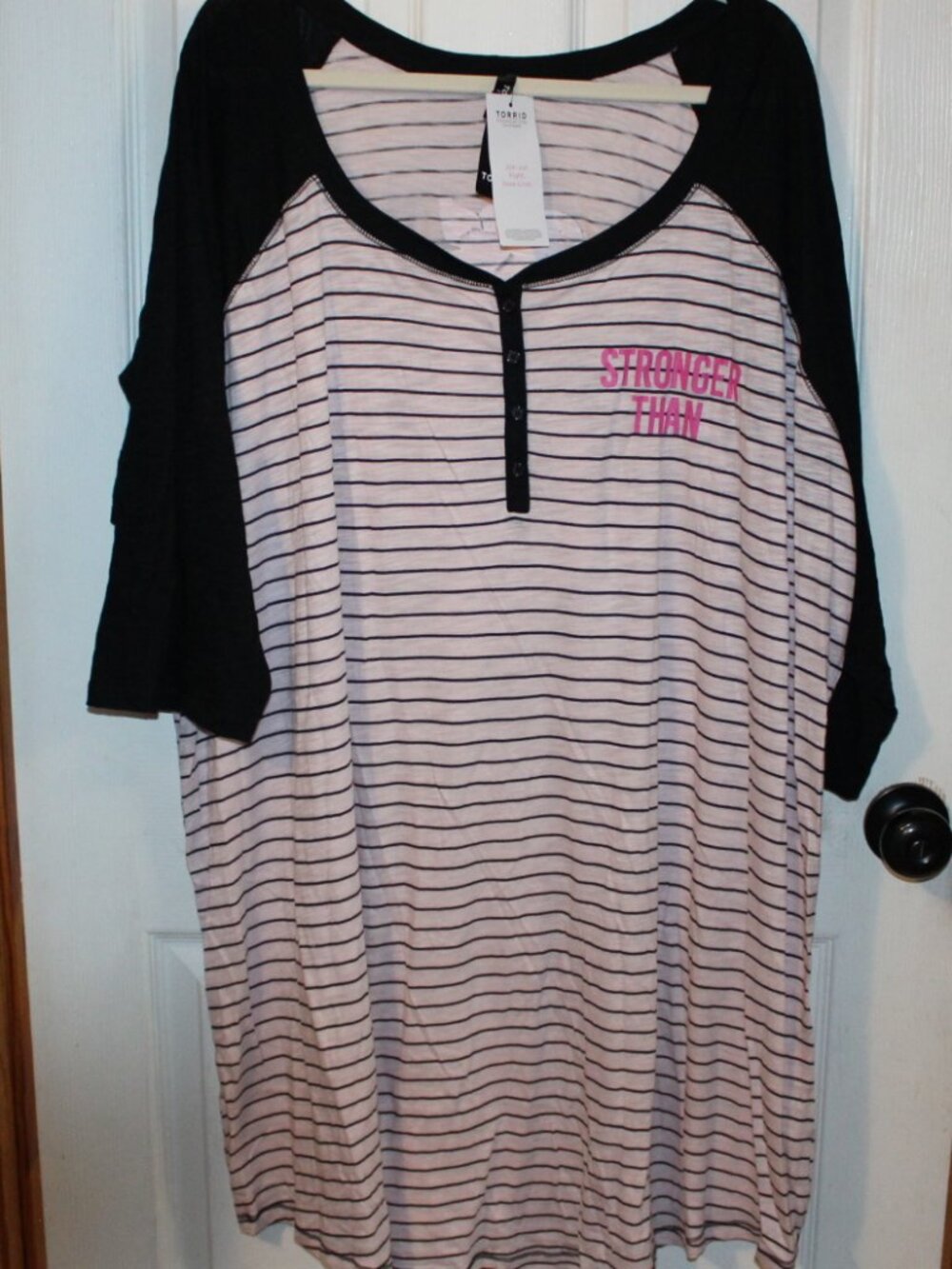NWT Torrid BCA Stripped TunicHenley Night gown. NICE Size 5X(28W) - Picture 2 of 6